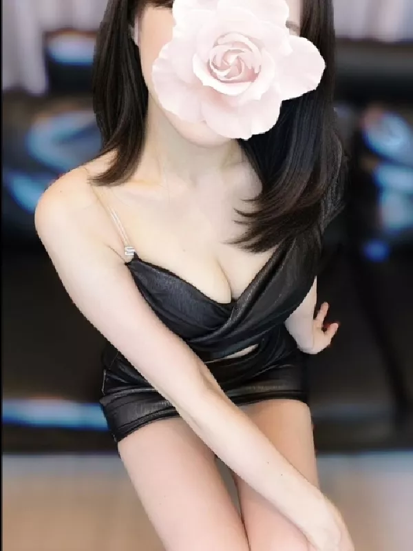 長澤 ななこ(25)