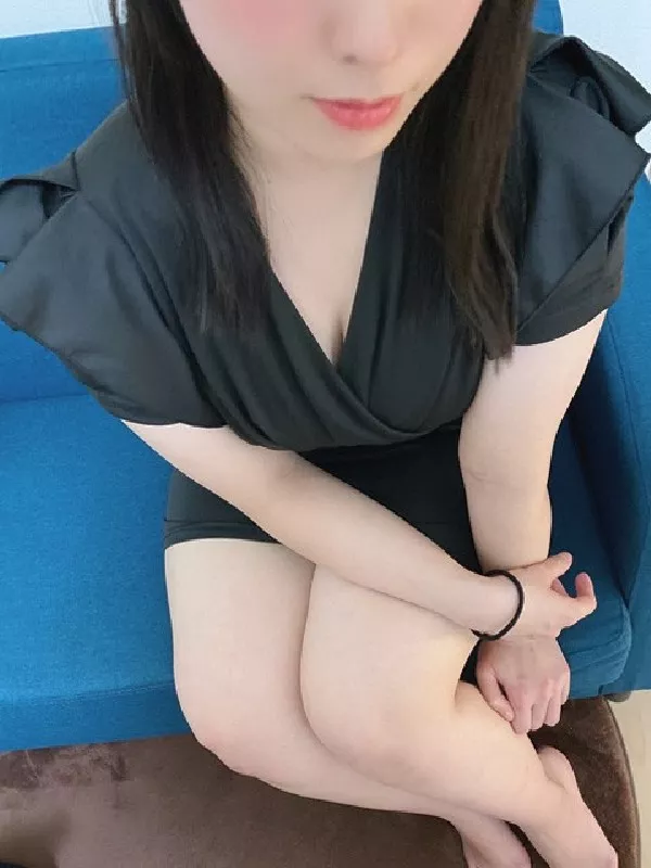 若月 あやな(25)