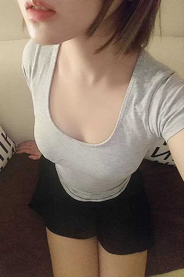 穂乃果【ほのか】(25)