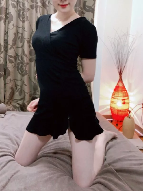 真希【まき】(23)