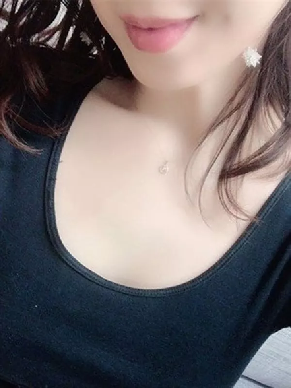 愛菜（あいな）(26)