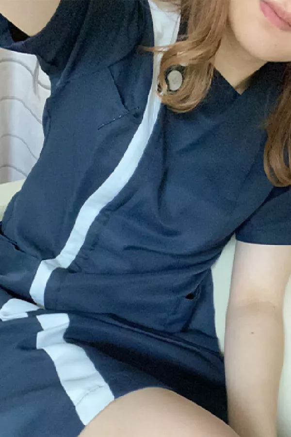 東雲 まりん(19)