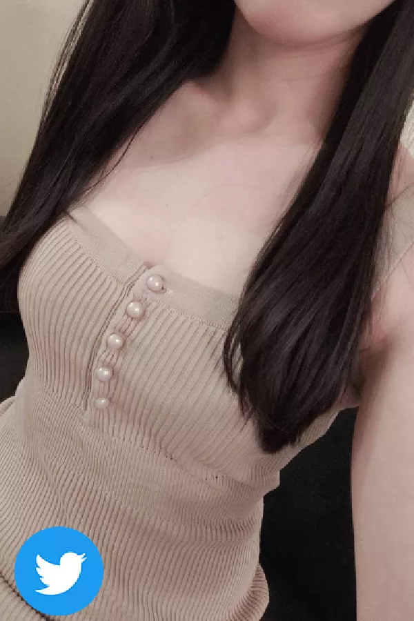 葛城 いおり(25)