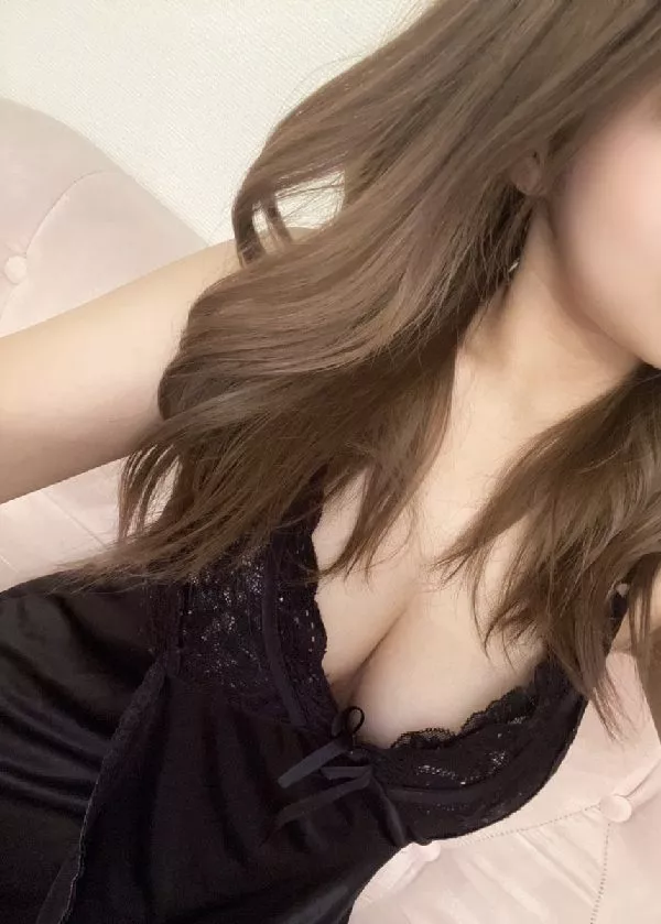 一条ルナ（いちじょう　るな）(23)